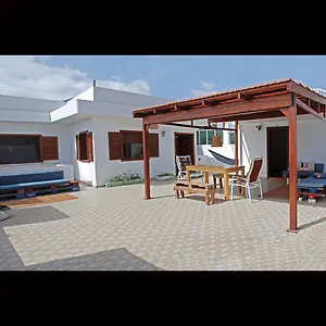 https://self-catering-apartment-w-terrace.cape-verdehotels.com